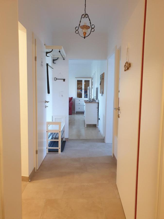 Apartment Moni In Lutzmannsburg, 1 Km Von Der Sonnentherme Entfernt - Mit 3 Schlafzimmern Lutzmannsburg